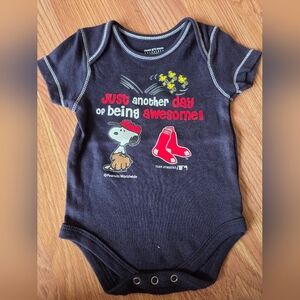 MLB Boston Red Sox Snoopy One Piece 0-3M & 3-6M NWT Baseball 100% Cotton